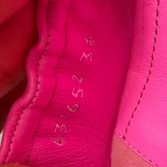 BALENCIAGA Scrunch Knife Leather Kitten Heel Mules - Picture 2 of 4